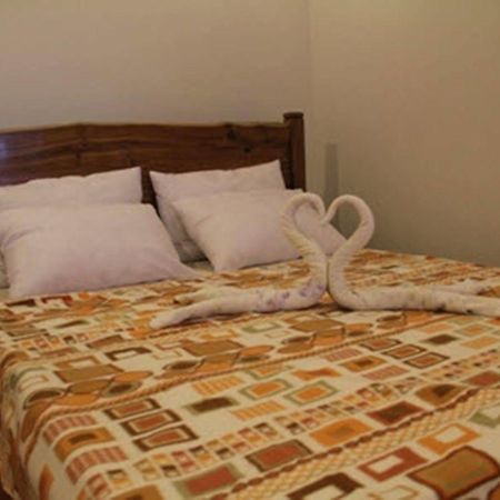 Gmg Hotel Coron Exterior photo